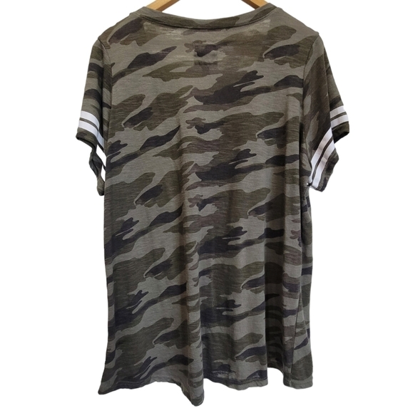 1XL Cotton Blend Camo Military Print Statement T-Shirt "Love" Americana - Picture 3 of 5